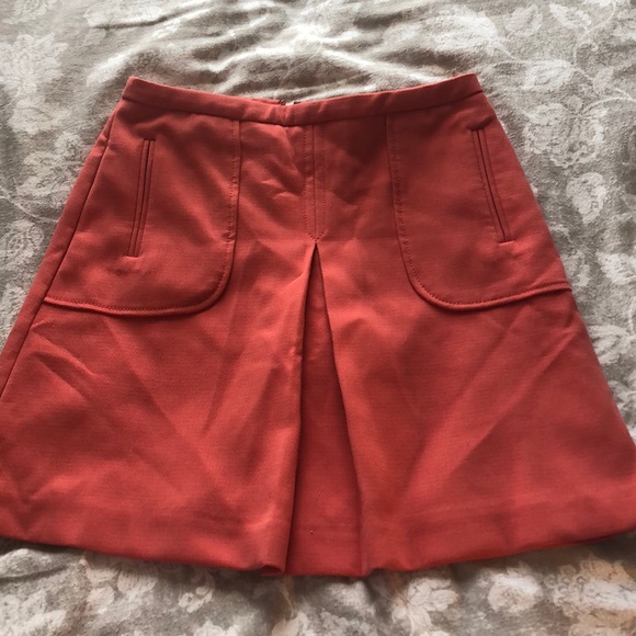 Nice professional coral skirt - Picture 2 of 5